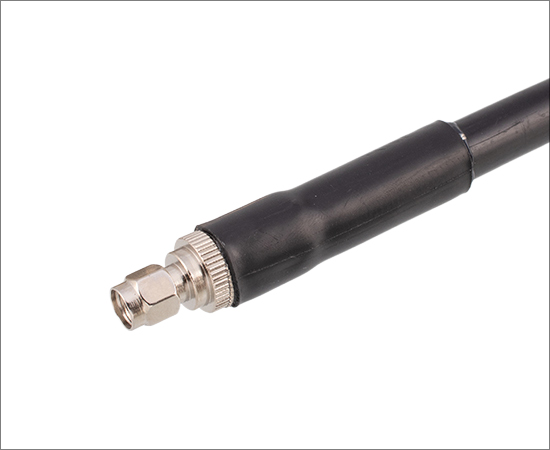 SMA(公)直式插头(镀镍)，适用线缆：LMR400 SYV50-7 7D-FB，频率：DC0~6GHz}